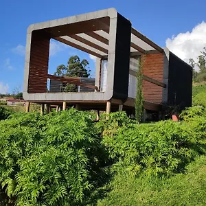 Glamping Glamping Pods - New Concept, Calheta (Madeira)